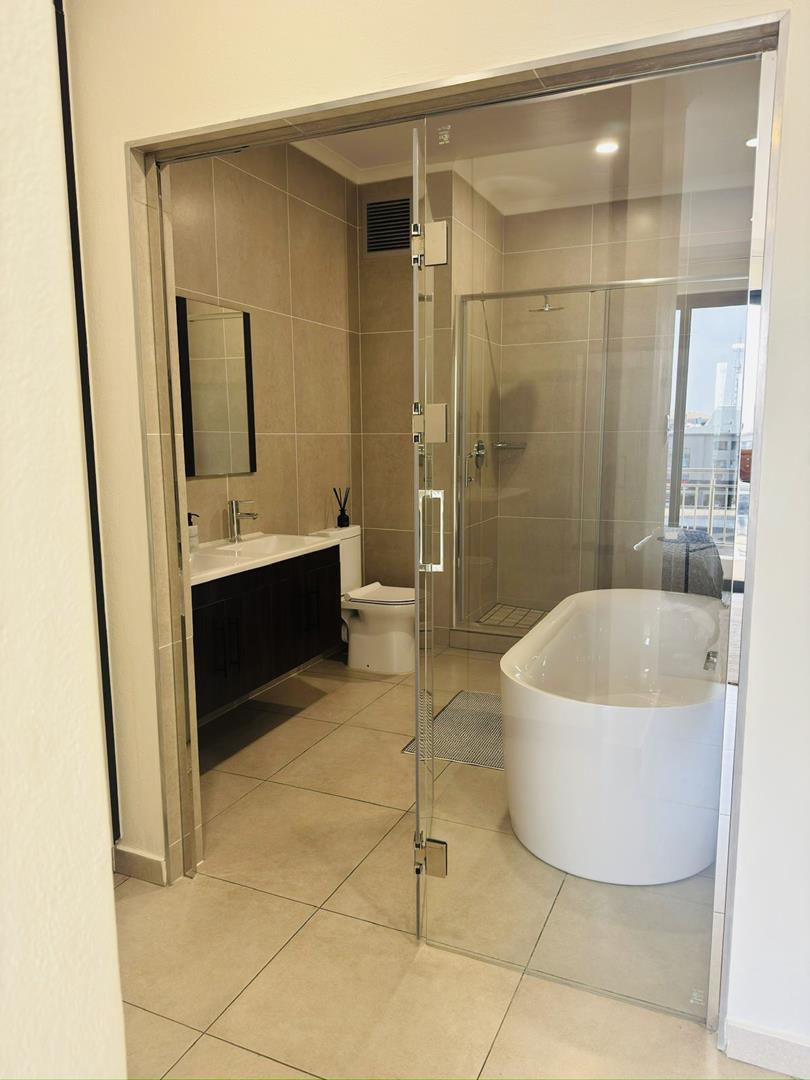 3 Bedroom Property for Sale in Greenstone Hill Gauteng