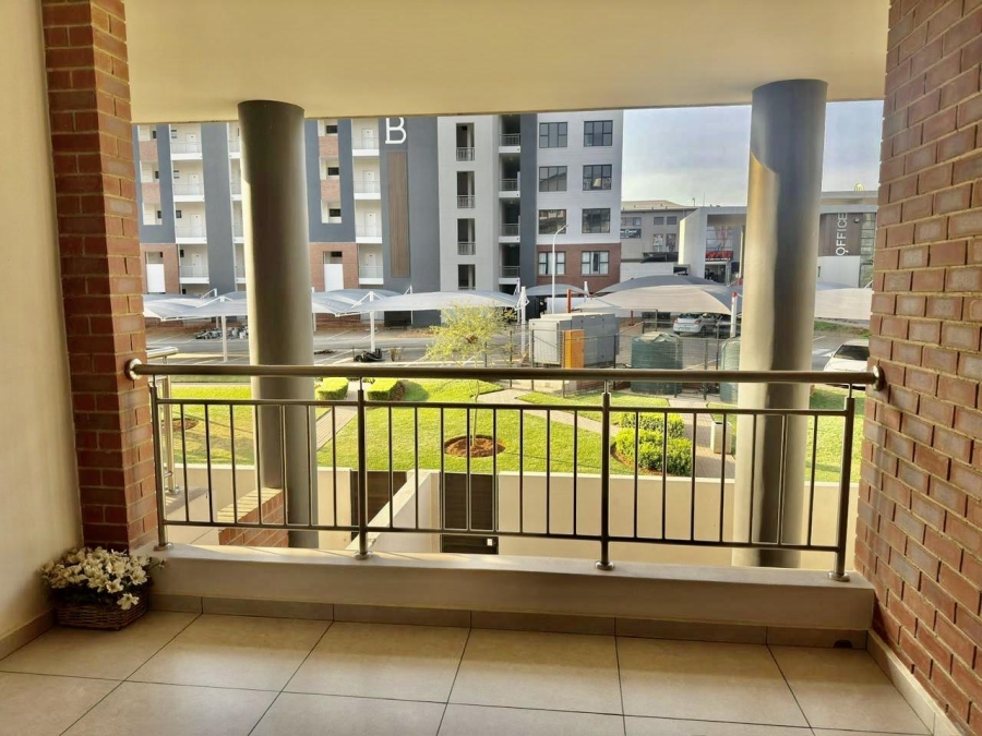 2 Bedroom Property for Sale in Greenstone Hill Gauteng