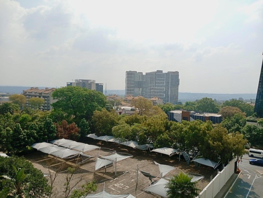 1 Bedroom Property for Sale in Sandown Gauteng