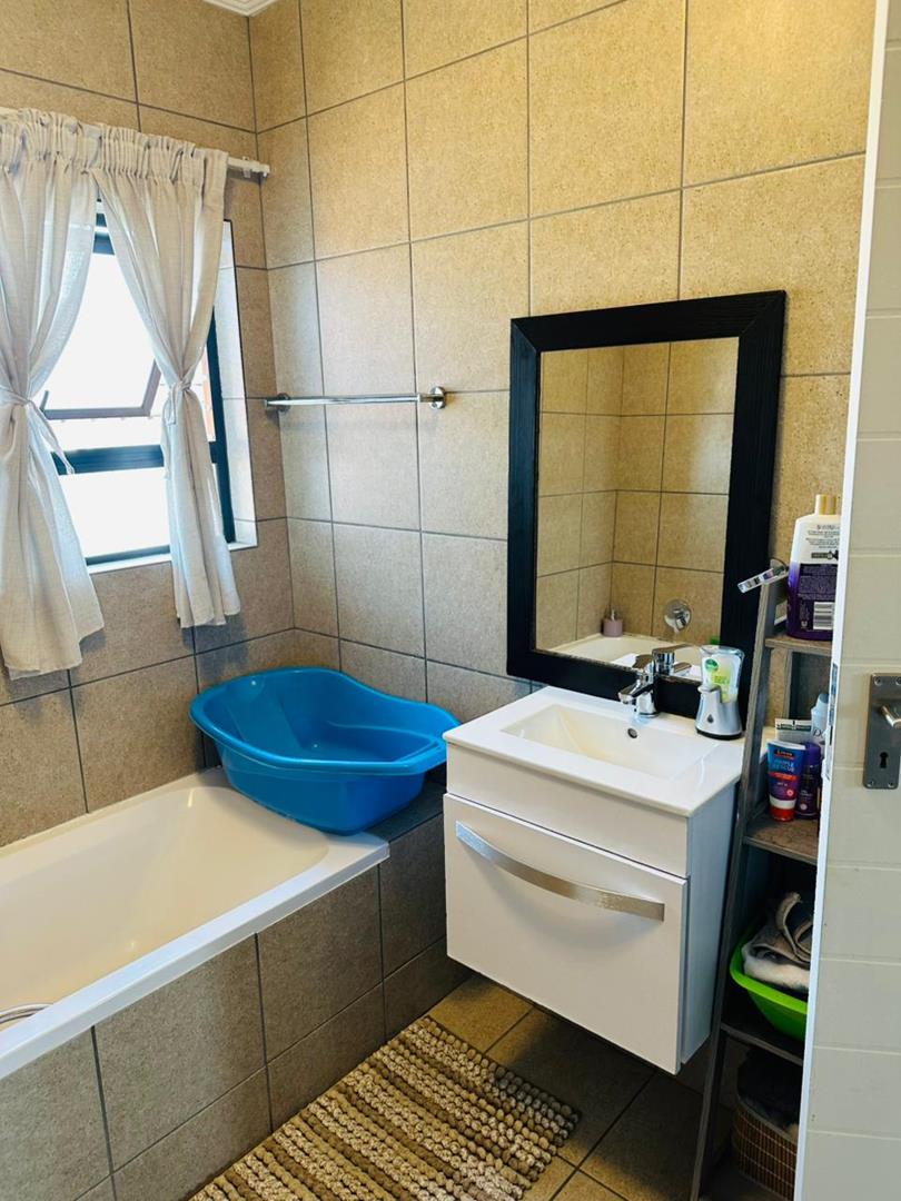 To Let 2 Bedroom Property for Rent in Terenure Gauteng