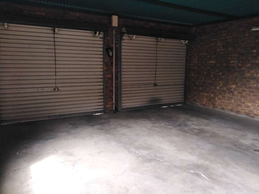 3 Bedroom Property for Sale in Glen Marais Gauteng