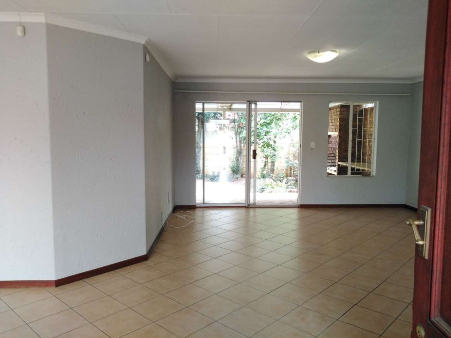 3 Bedroom Property for Sale in Glen Marais Gauteng