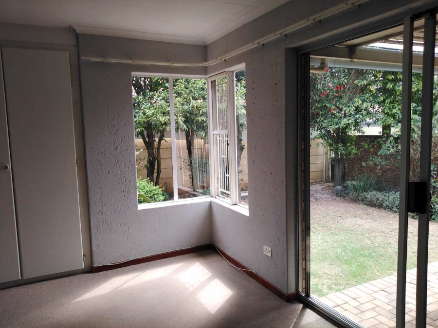 3 Bedroom Property for Sale in Glen Marais Gauteng
