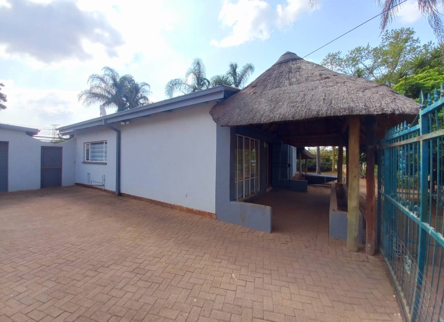 3 Bedroom Property for Sale in Kwaggasrand Gauteng