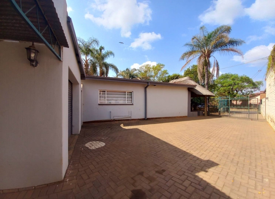 3 Bedroom Property for Sale in Kwaggasrand Gauteng