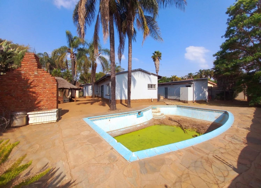 3 Bedroom Property for Sale in Kwaggasrand Gauteng
