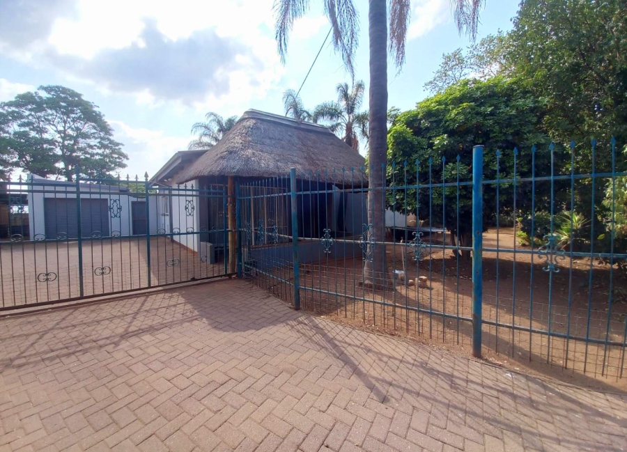 3 Bedroom Property for Sale in Kwaggasrand Gauteng