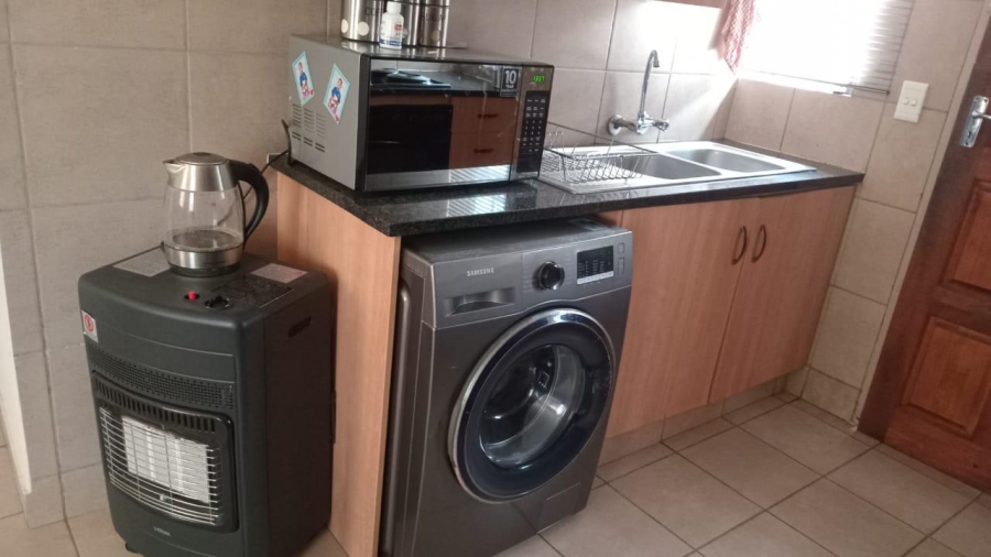 3 Bedroom Property for Sale in Thatch Hill Estate Gauteng