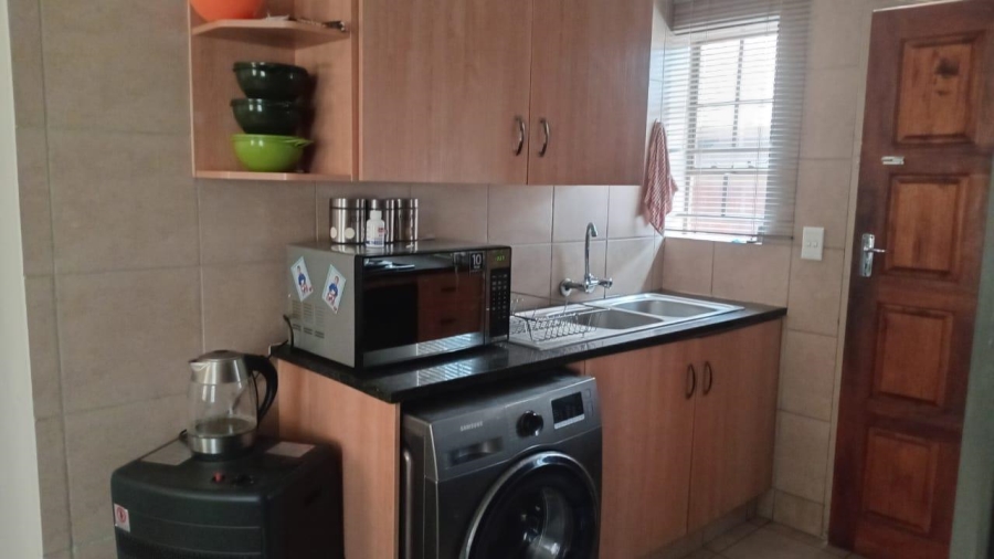 3 Bedroom Property for Sale in Thatch Hill Estate Gauteng