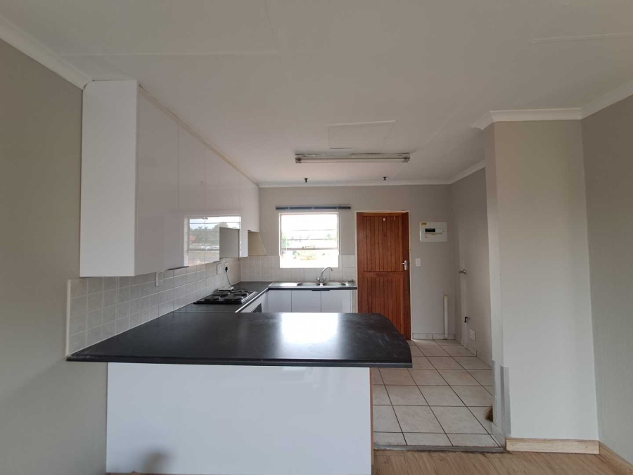 2 Bedroom Property for Sale in Heuwelsig Estate Gauteng