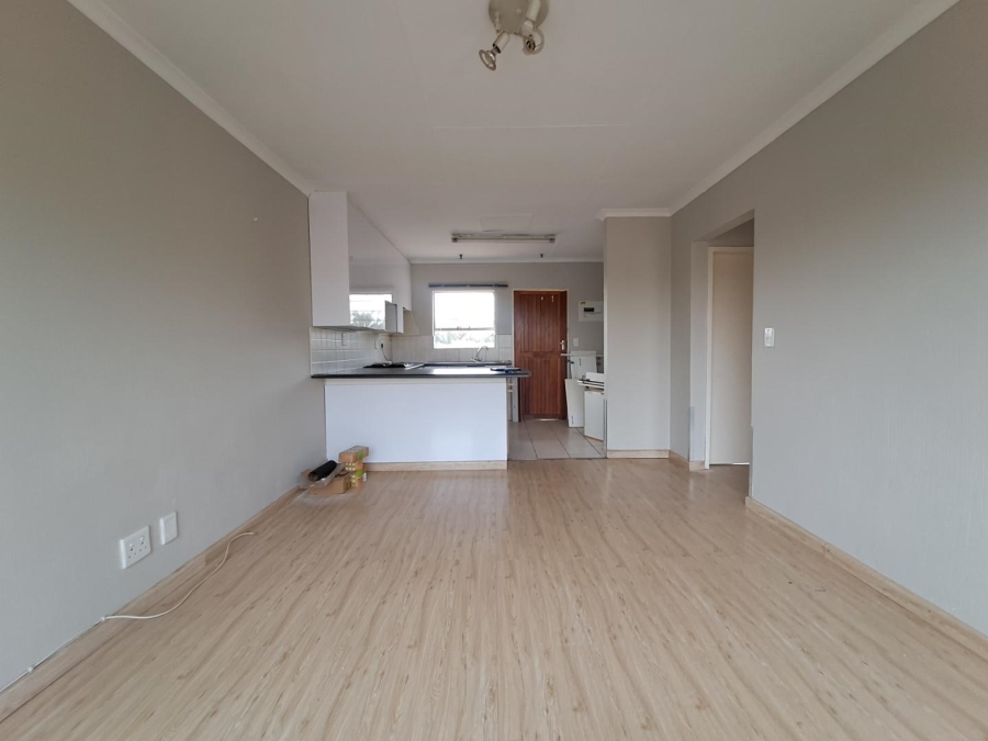 2 Bedroom Property for Sale in Heuwelsig Estate Gauteng