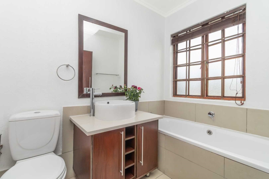 3 Bedroom Property for Sale in Lonehill Gauteng