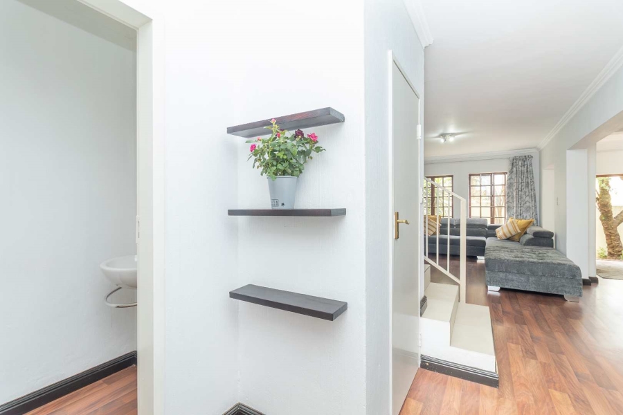 3 Bedroom Property for Sale in Lonehill Gauteng