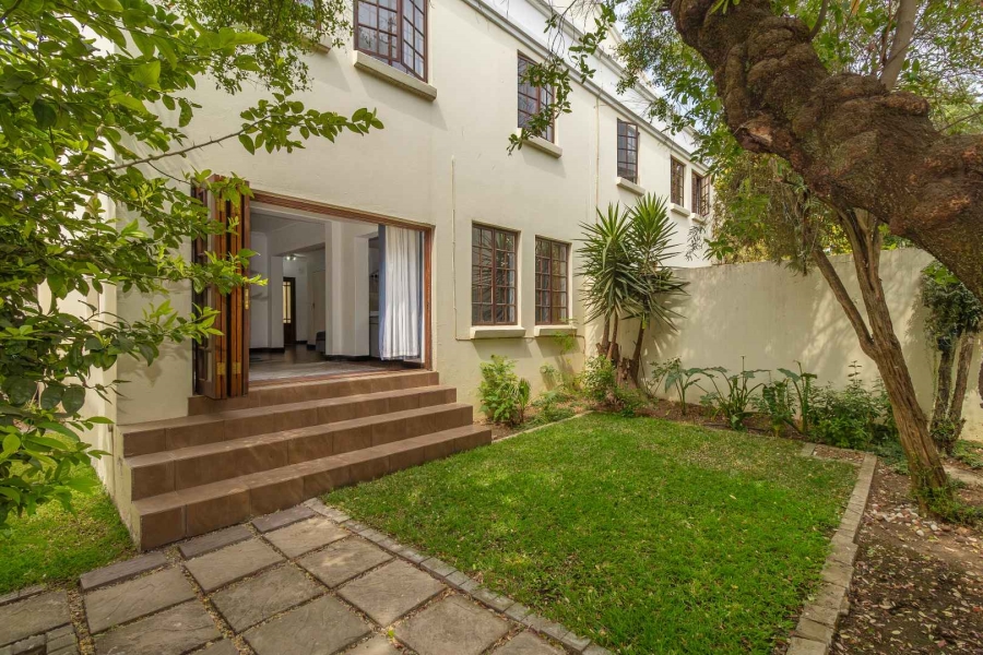 3 Bedroom Property for Sale in Lonehill Gauteng