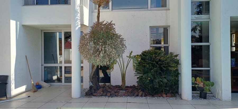 3 Bedroom Property for Sale in Melville Gauteng
