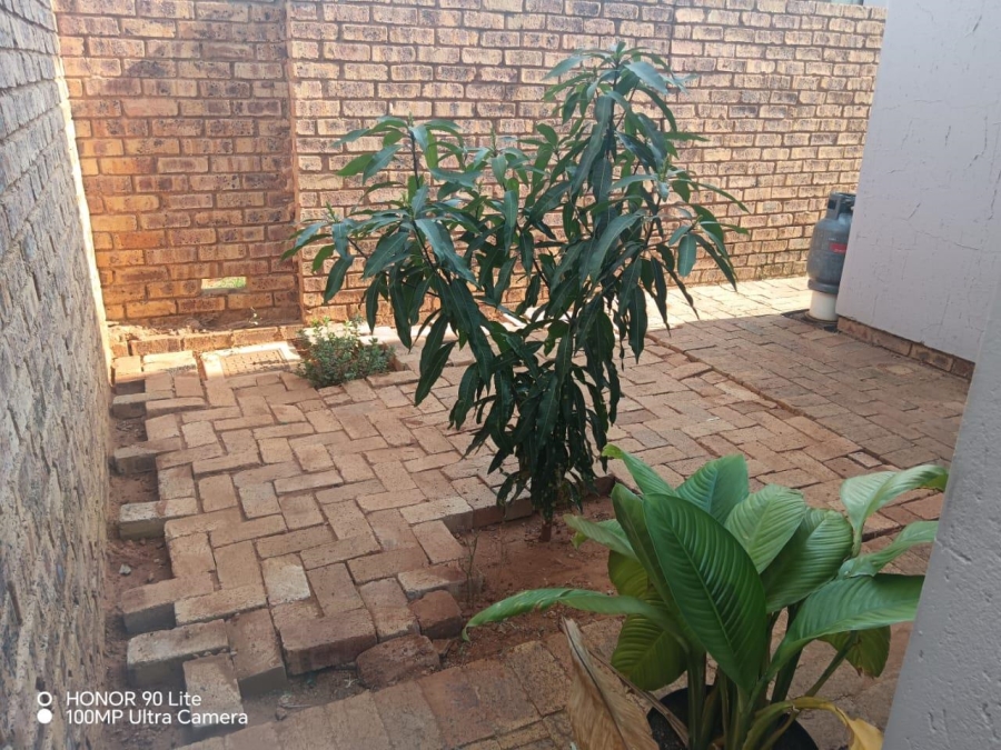 3 Bedroom Property for Sale in Chantelle Gauteng