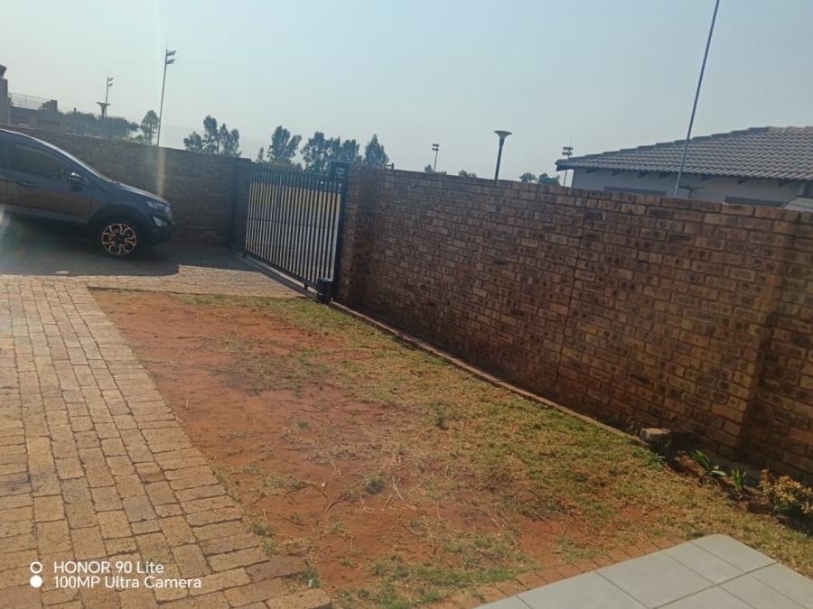 3 Bedroom Property for Sale in Chantelle Gauteng