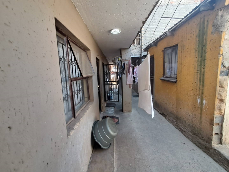 12 Bedroom Property for Sale in Ivory Park Gauteng