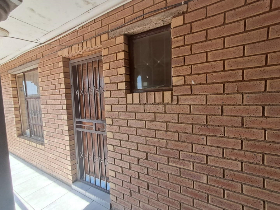12 Bedroom Property for Sale in Ivory Park Gauteng