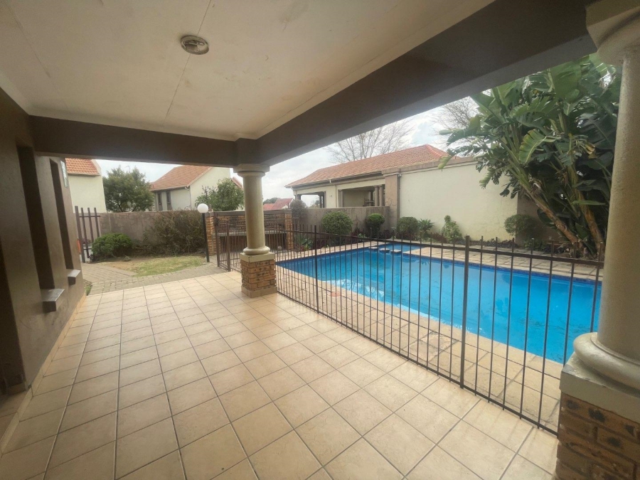 3 Bedroom Property for Sale in Esther Park Gauteng