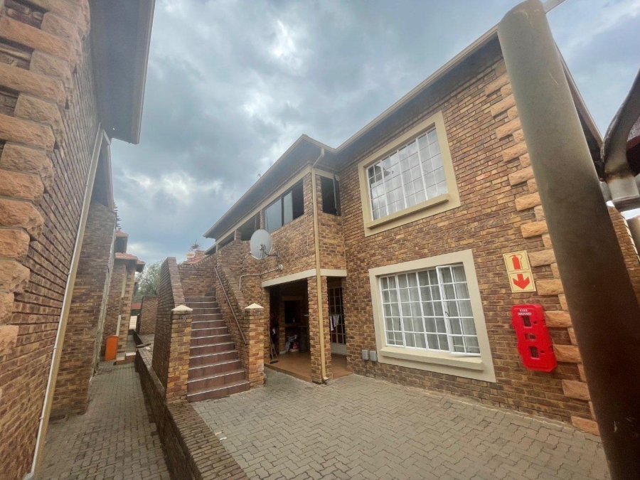 3 Bedroom Property for Sale in Terenure Gauteng
