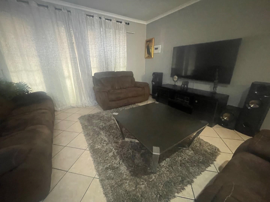 3 Bedroom Property for Sale in Terenure Gauteng