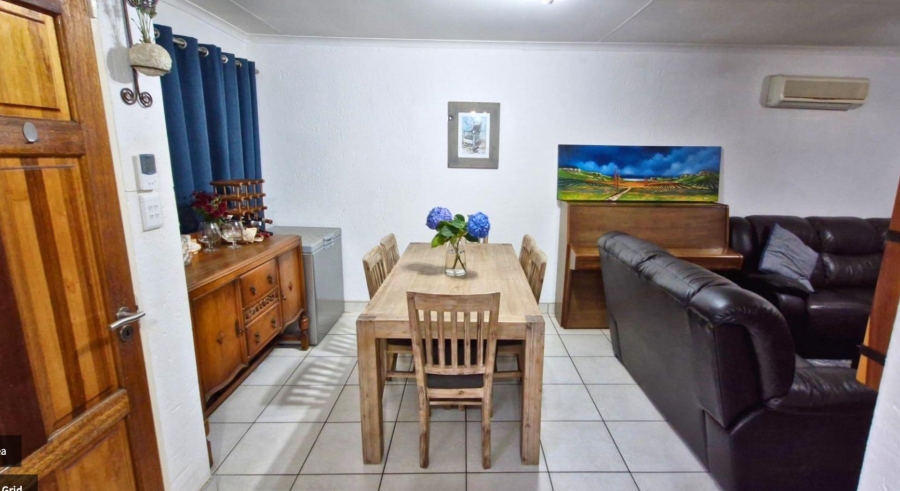 2 Bedroom Property for Sale in Radiokop Gauteng