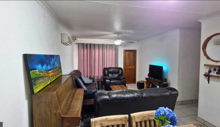 2 Bedroom Property for Sale in Radiokop Gauteng