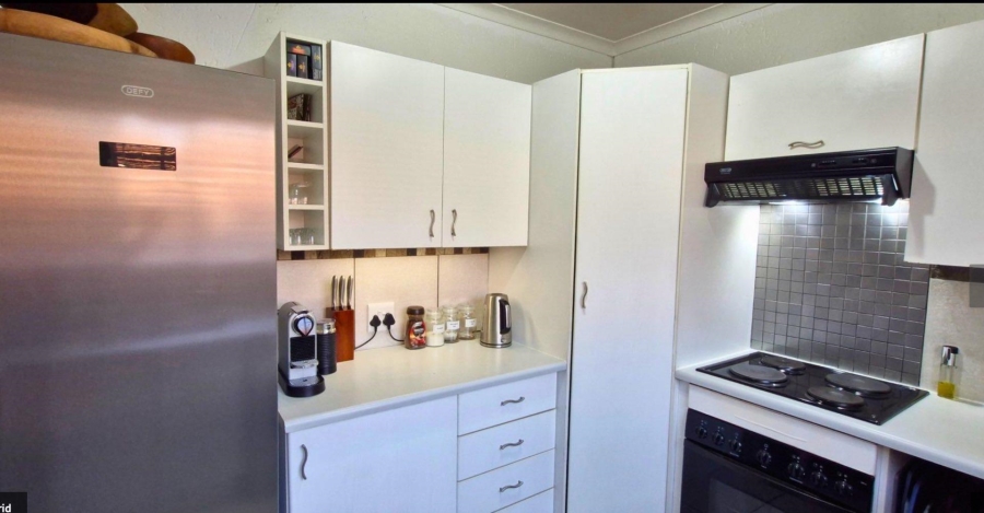 2 Bedroom Property for Sale in Radiokop Gauteng