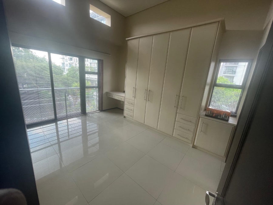 To Let 2 Bedroom Property for Rent in Melrose North Gauteng