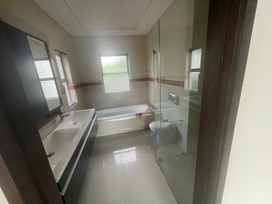 To Let 2 Bedroom Property for Rent in Melrose North Gauteng