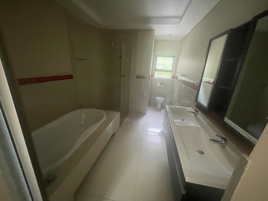 To Let 2 Bedroom Property for Rent in Melrose North Gauteng