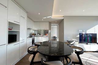 To Let 2 Bedroom Property for Rent in Rosebank Gauteng