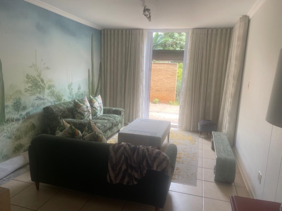 To Let 2 Bedroom Property for Rent in Illovo Gauteng