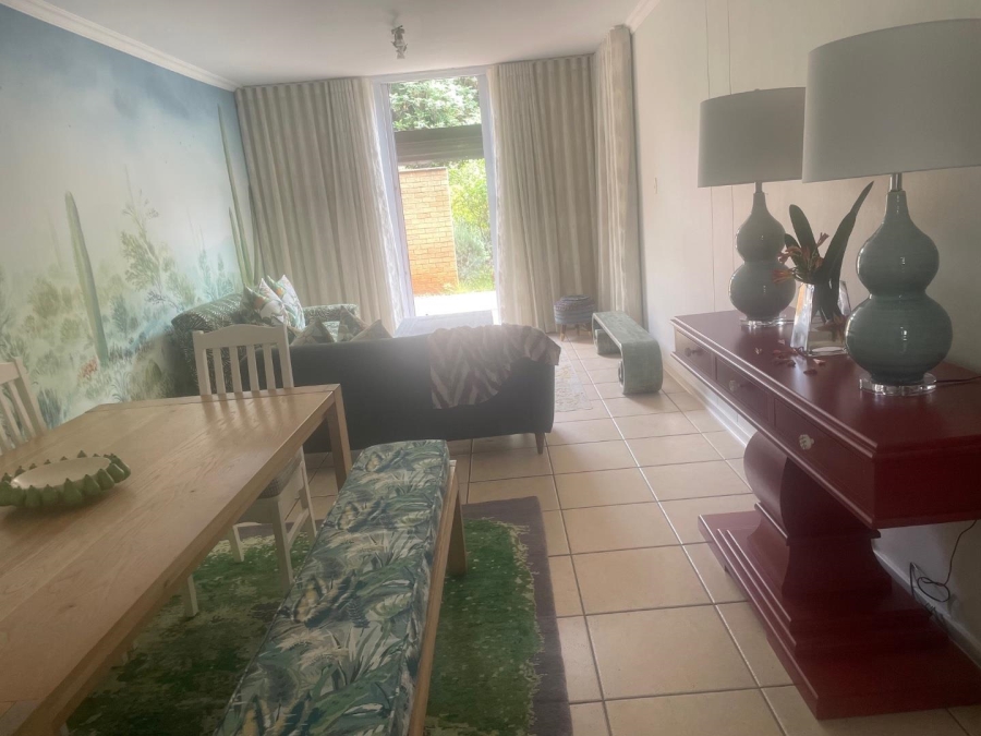 To Let 2 Bedroom Property for Rent in Illovo Gauteng