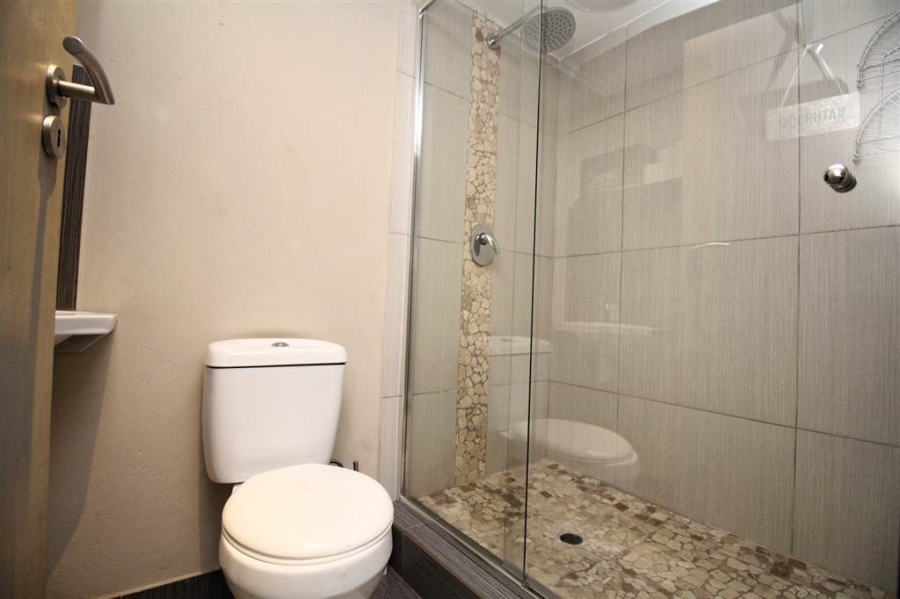 5 Bedroom Property for Sale in Edenburg Gauteng