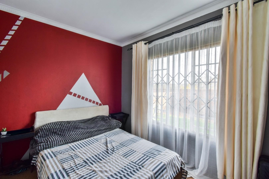 2 Bedroom Property for Sale in West Park Gauteng