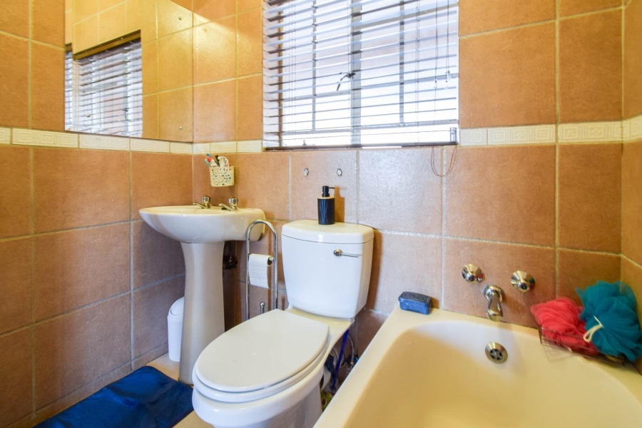 2 Bedroom Property for Sale in West Park Gauteng
