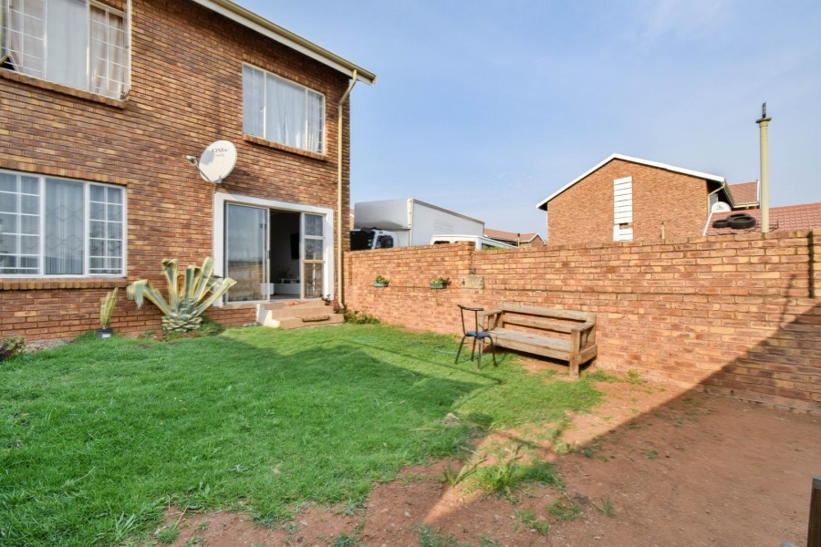 2 Bedroom Property for Sale in West Park Gauteng