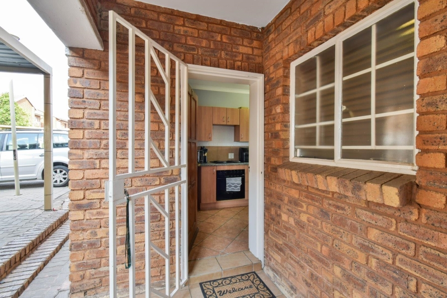 2 Bedroom Property for Sale in West Park Gauteng