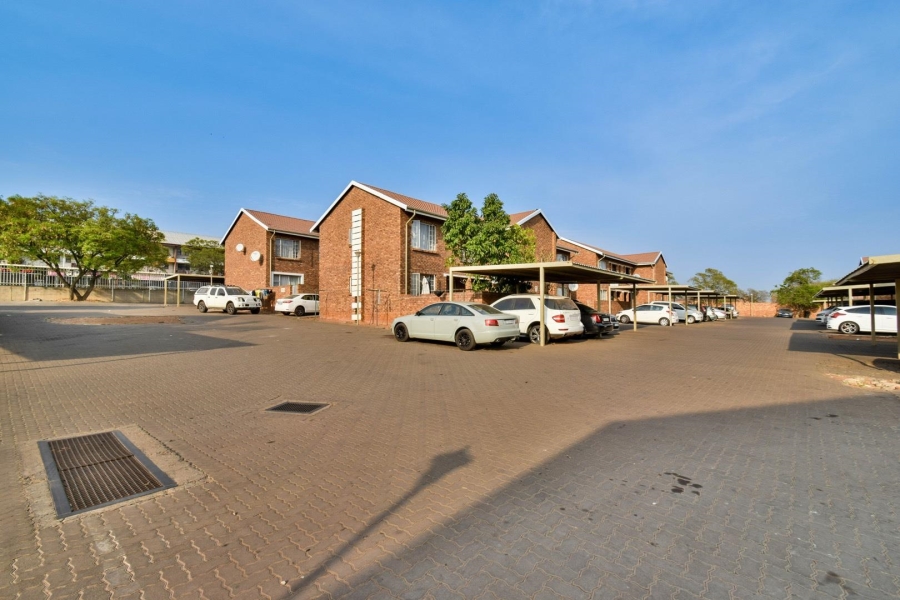 2 Bedroom Property for Sale in West Park Gauteng