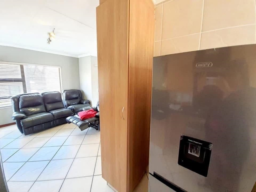 2 Bedroom Property for Sale in Meyersdal Gauteng