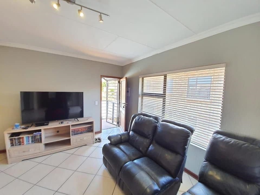 2 Bedroom Property for Sale in Meyersdal Gauteng