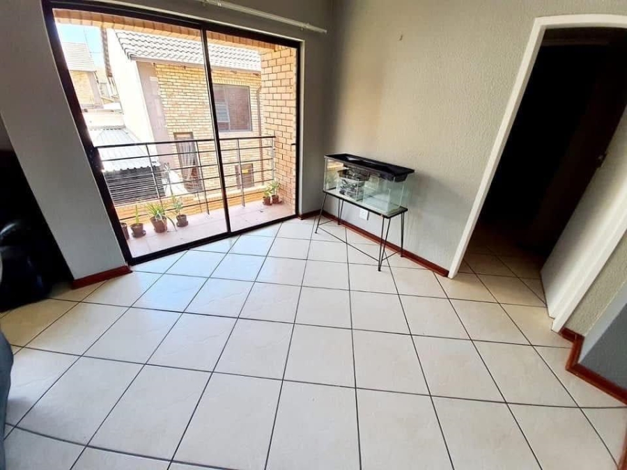 2 Bedroom Property for Sale in Meyersdal Gauteng