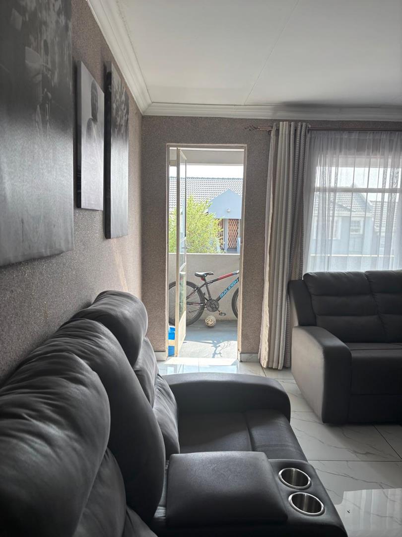 2 Bedroom Property for Sale in Meyersdal Gauteng