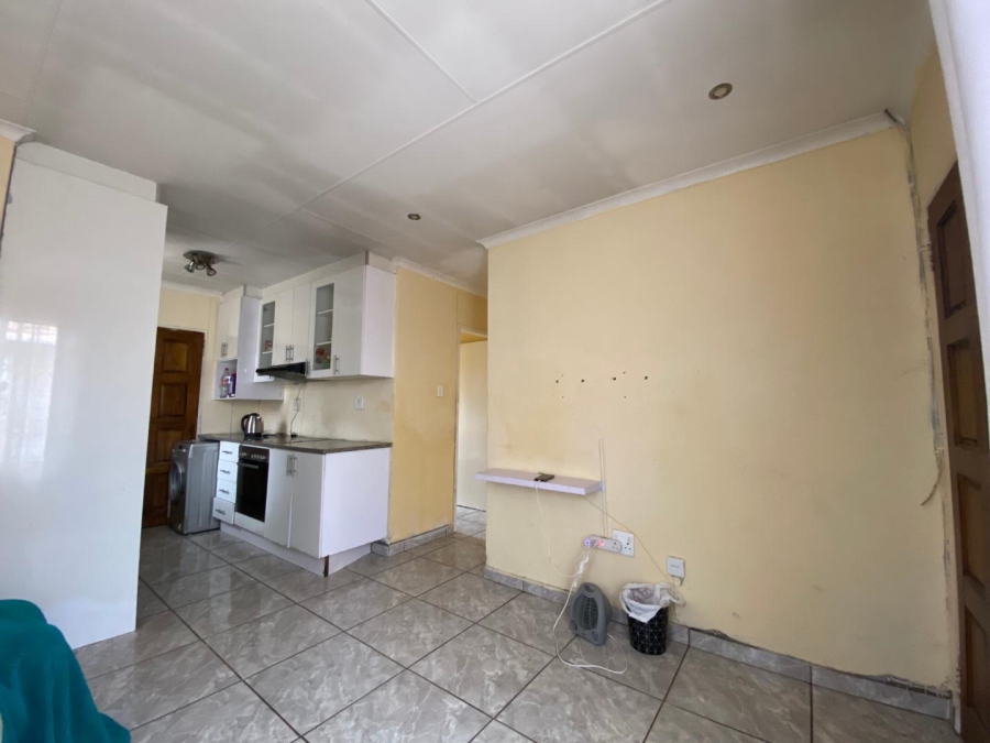 3 Bedroom Property for Sale in Windmill Park Gauteng