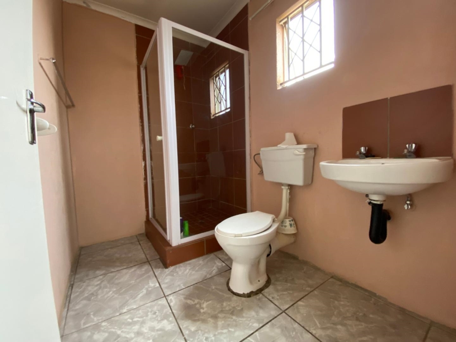 3 Bedroom Property for Sale in Windmill Park Gauteng