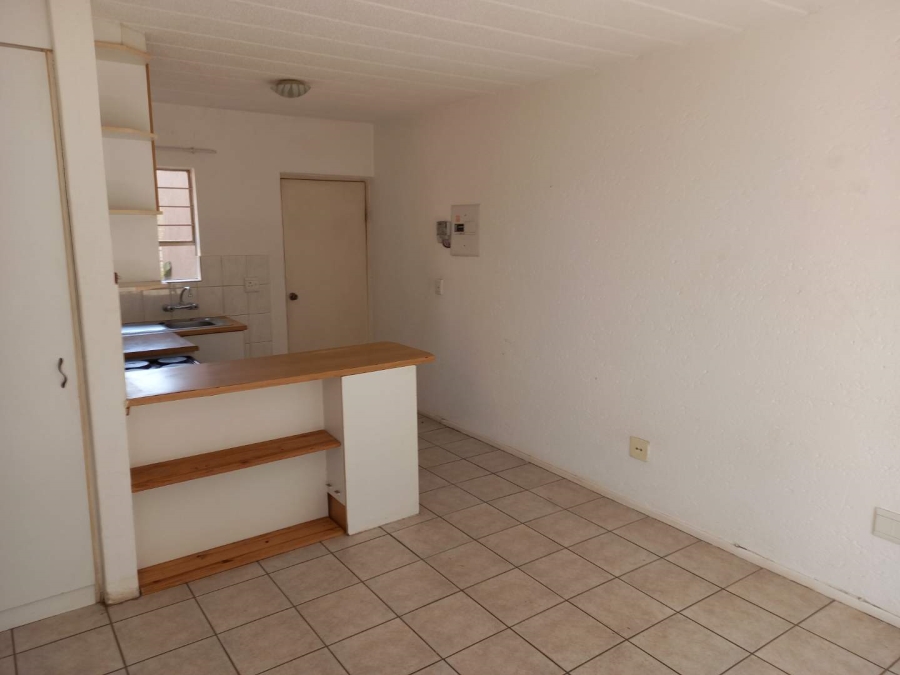 1 Bedroom Property for Sale in Allens Nek Gauteng