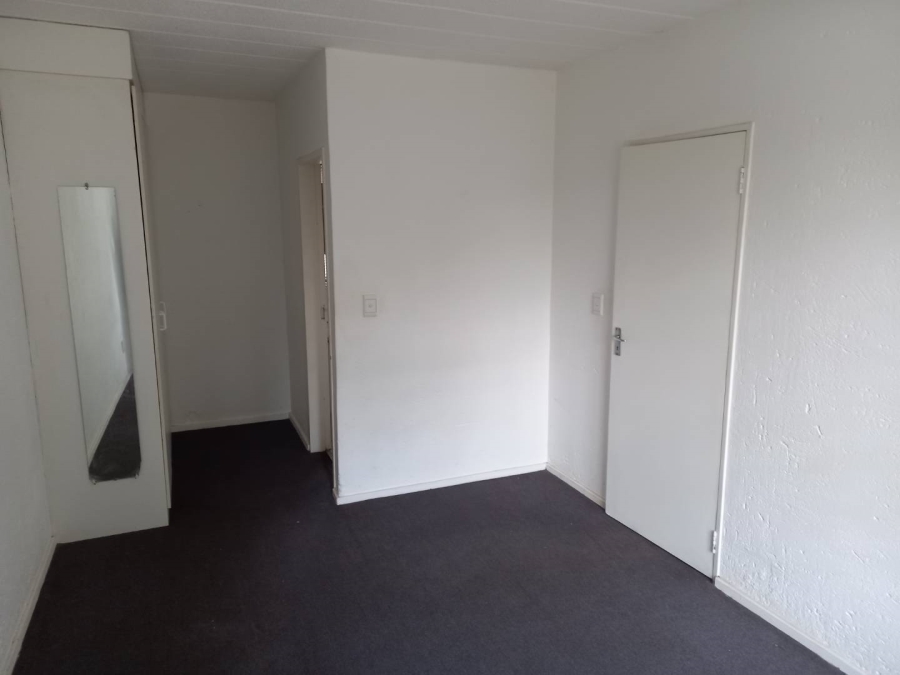 1 Bedroom Property for Sale in Allens Nek Gauteng