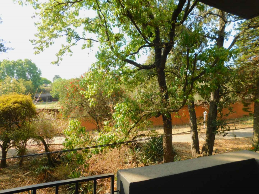 1 Bedroom Property for Sale in Bryanston Gauteng